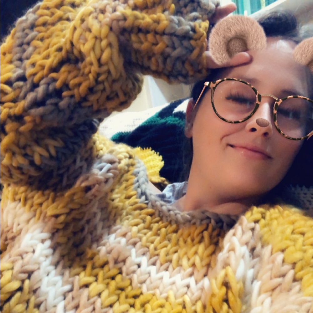 Meet your Posher, Emilee